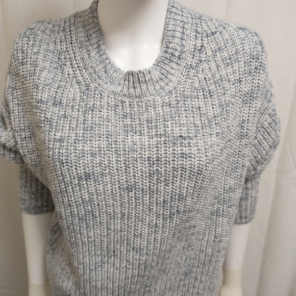 Medium J.Crew Sweater - Picture 6 of 8